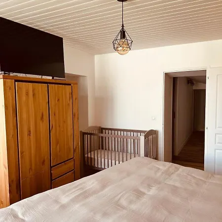 Le De Magali Сasa de vacaciones